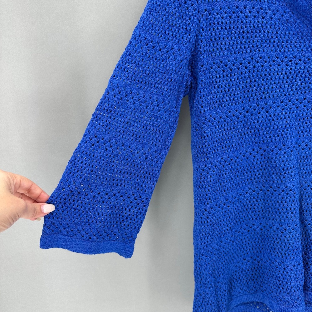 Vintage ST JOHN SPORT Marie Gray Blue Crochet V Neck Top Womens Size M Old Money - Picture 2 of 11